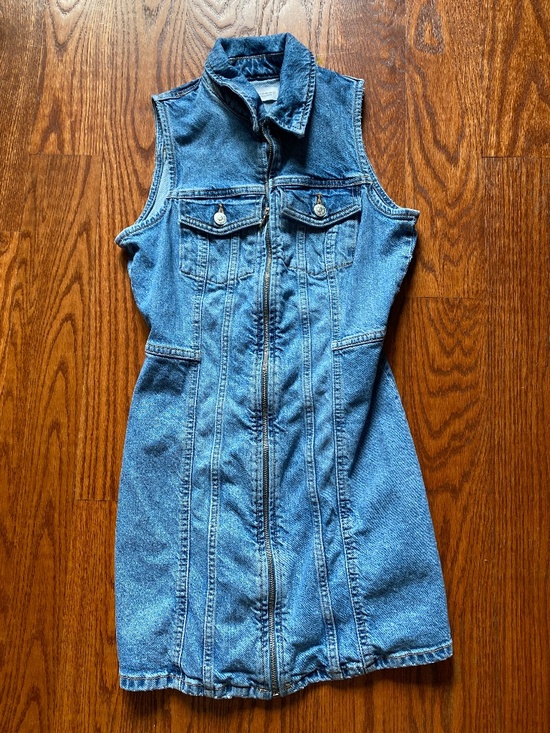 Zara Dresses & Skirts - ZARA MEDIUM WASH COLLARED DENIM MINI DRESS